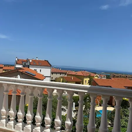Apartment Happy Place 11 *